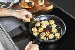 Tefal G26090 Ultimate On - Pfannenset - Schwarz -Tefal 0ef4a7fa4c61319fa6df7619242a197b