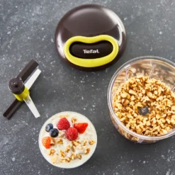 Tefal 5-Sekunden-Zerkleinerer 900 Ml Gemüseschneider Und Mixer Mit Edelstahlklingen Zum Zerkleinern Von Gemüse, Zwiebeln Und Nüssen K1320404 -Tefal dd2738b9f77c720b3795ba18926286a4